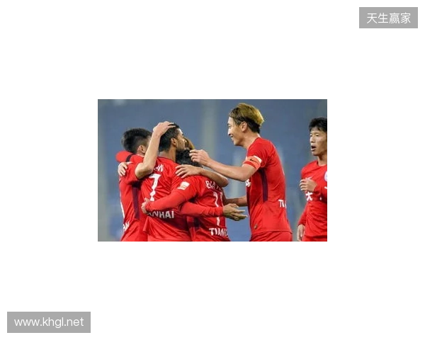 中超-深圳5-2十人三镇 韦斯利、本科维奇分别双响戴伟浚送助攻